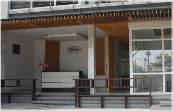 Entrance to Sudima's offices.